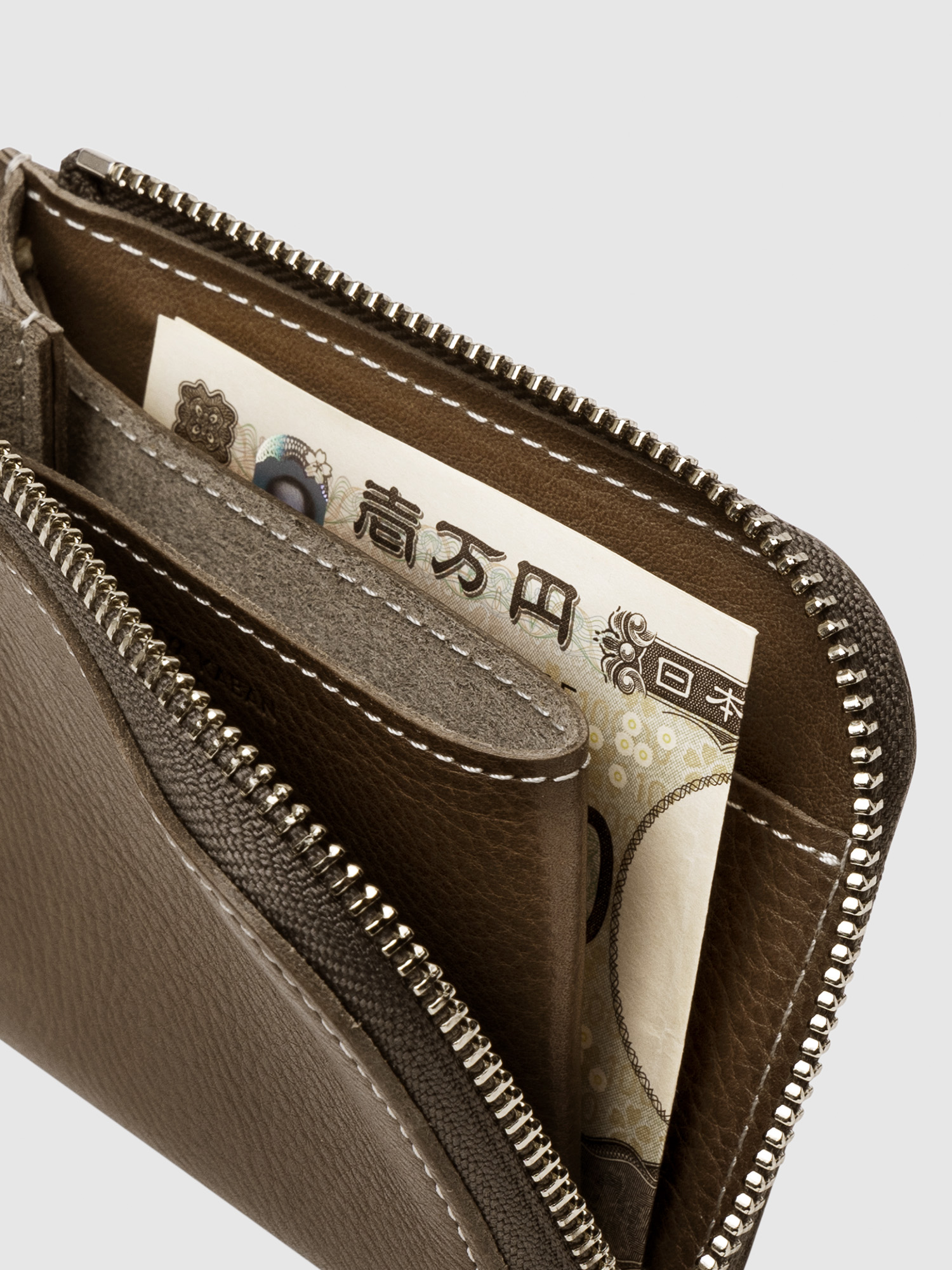 土屋鞄製造所 - 中文官網 - L型拉鍊短夾(Vachetta Milled Leather)